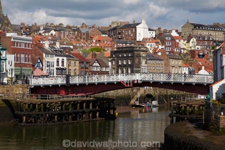 bridge;bridges;Britain;British-Isles;England;English;Europe;G.B.;GB;Great-Britain;historic-bridge;historic-bridges;historic-swing-bridge;historic-swing-bridges;low-tide;low-tides;N.E.-England;NE-England;North-East-England;North-Yorkshire;River-Esk;road-bridge;road-bridges;swing-bridge;swing-bridges;tidal;tide;tides;traffic-bridge;traffic-bridges;U.K.;UK;United-Kingdom;Whitby;Yorkshire
