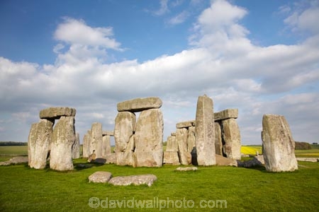 2500-BC;ancient-monument;ancient-monuments;ancient-stone-circle;Britain;Bronze-Age-monuments;circle-of-bluestones;circle-of-sarsen-stones-with-lintels;England;English-heritage;G.B.;GB;Great-Britain;heritage;historic;historic-place;historic-places;historic-site;historic-sites;historical;historical-place;historical-places;historical-site;historical-sites;history;horseshoe-of-sarsen-trilithons;National-Monument;Neolithic-monuments;old;prehistoric-monument;prehistoric-monuments;rock-circle;rock-circles;Scheduled-Ancient-Monument;standing-stones;stone-circle;stone-circles;Stonehenge;tradition;traditional;U.K.;UK;UNESCO-World-Heritage-Area;UNESCO-World-Heritage-Site;United-Kingdom;Wiltshire;World-Heritage;World-Heritage-Area;World-Heritage-Areas;World-Heritage-Site;World-Heritage-Sites