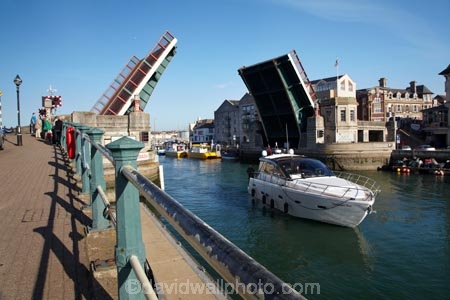 Summer-Toy;7984;bascule-bridge;bascule-bridges;boat;boats;bridge;bridges;britain;cruise;cruises;dorset;drawbridge;drawbridges;england;for;G.B.;GB;great-britain;harbor;harbors;harbour;harbours;kingdom;launch;launches;lift-bridge;lift-bridges;liftbridge;liftbridges;lifting-bascule-bridge;lifting-bascule-bridges;luxury-boat;Luxury-Boats;moveable-bridge;moveable-bridges;opening;pleasure-boat;pleasure-boats;River-Wey;road-bridge;road-bridges;speed-boat;speed-boats;through;town;Town-Bridge;traffic-bridge;traffic-bridges;U.K.;uk;united;united-kingdom;water;Wey-River;weymouth;Weymouth-Harbor;Weymouth-Harbour;Weymouth-Marina;Weymouth-Town-Bridge