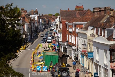 Battle;boutique;boutiques;Britain;British-Isles;commerce;commercial;East-Sussex;England;Europe;G.B.;GB;Great-Britain;High-St;High-Street;image;images;photo;photos;retail;retail-store;retailer;retailers;Rother;shop;shopper;shoppers;shopping;shops;South-East-England;store;stores;street-scene;street-scenes;Sussex;U.K.;UK;United-Kingdom