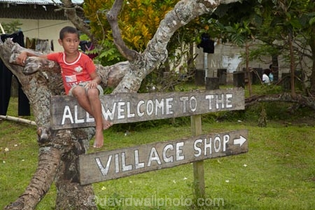 boy;boys;child;children;Coral-Coast;Fij;Fiji-Islands;island;islands;kid;kids;Namaqumaqua;Namaqumaqua-village;Pacific;South-Pacific;Viti-Levu;Viti-Levu-Is;Viti-Levu-Island