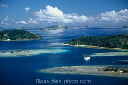 sand;coral;reef;ocean;sea;paradise;pacific;tropical;island;islands;resort;coast;coastine;holiday;vacation;holidays;beach;beaches;travel;tourism;travels;aerial;aerials;archipeligo;archipeligos;blue;oceana;scenic;scenics;seascape;seascapes