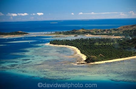 sand;coral;reef;ocean;sea;paradise;pacific;tropical;island;islands;resort;coast;coastine;holiday;vacation;holidays;beach;beaches;travel;tourism;travels;aerial;aerials;archipeligo;archipeligos;blue;oceana;scenic;scenics;seascape;seascapes