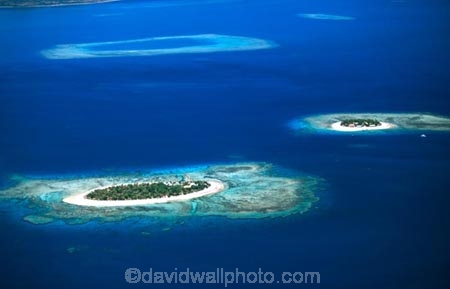 sand;coral;reef;ocean;sea;paradise;pacific;tropical;island;islands;resort;coast;coastine;holiday;vacation;holidays;beach;beaches;travel;tourism;travels;aerial;aerials;archipeligo;archipeligos;blue;oceana;scenic;scenics;seascape;seascapes;global-warming;sea-level-rise