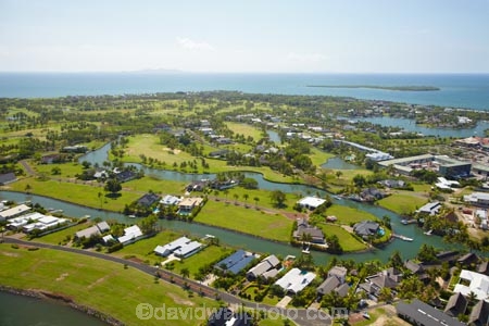 aerial;aerial-photo;aerial-photograph;aerial-photographs;aerial-photography;aerial-photos;aerial-view;aerial-views;aerials;Denarau-Is;Denarau-Island;Fij;Fiji;Fiji-Islands;houses;housing;luxury-houses;Pacific;Pacific-Island;Pacific-Islands;real-estate;residential;South-Pacific;Viti-Levu;Waterways-development
