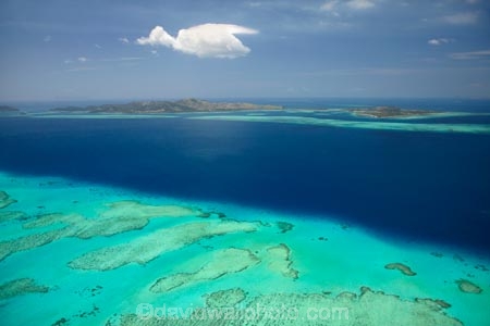 aerial;aerial-photo;aerial-photograph;aerial-photographs;aerial-photography;aerial-photos;aerial-view;aerial-views;aerials;aqua;aquamarine;barrier-reef;barrier-reefs;blue;clean-water;clear-water;coast;cobalt-blue;cobalt-ultramarine;cobaltultramarine;coral;coral-reef;coral-reefs;corals;Fij;Fiji;Fiji-Islands;Malolo-Barrier-Reef;Malolo-Lailai-Island;Mamanuca-Group;Mamanuca-Is;Mamanuca-Island-Group;Mamanuca-Islands;Mamanucas;Pacific;Pacific-Island;Pacific-Islands;reef;reefs;South-Pacific;teal-blue;tropical-island;tropical-islands;tropical-reef;tropical-reefs;turquoise
