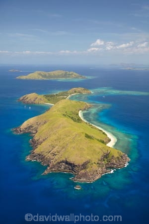 aerial;aerial-photo;aerial-photograph;aerial-photographs;aerial-photography;aerial-photos;aerial-view;aerial-views;aerials;coast;coastal;coastline;coastlines;coasts;coral;coral-reef;coral-reefs;corals;Fij;Fiji;Fiji-Islands;foreshore;Mamanuca-Group;Mamanuca-Is;Mamanuca-Island-Group;Mamanuca-Islands;Mamanuca_i_Cake-Group;Mamanucas;ocean;Pacific;Pacific-Island;Pacific-Islands;reef;reefs;sea;shore;shoreline;shorelines;shores;South-Pacific;Tavua-Is;Tavua-Island;tropical-island;tropical-islands;tropical-reef;tropical-reefs;water;Yanuya-Is;Yanuya-Island