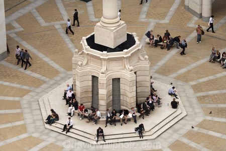 Bread-St;Bread-Street;britain;City-of-London;column;columns;Corinthian-Column;EC4;england;Europe;G.B.;GB;great-britain;kingdom;london;Ludgate-Hill;lunch;lunch-time;lunchtime;o8l5717;office-worker;office-workers;Paternoster-Square;Paternoster-Square-Column;people;person;The-City-of-London;U.K.;uk;united;United-Kingdom