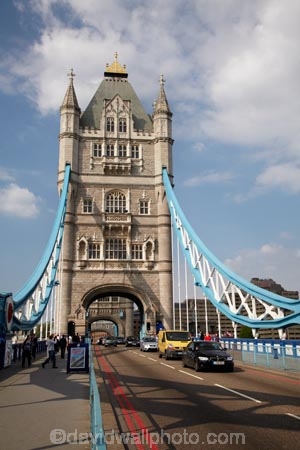 4388;bascule;bascule-bridge;bridge;bridges;britain;car;cars;drawbridge;england;Europe;G.B.;GB;great-britain;heritage;historic;historic-bridge;historic-bridges;historic-place;historic-places;historic-site;historic-sites;historical;historical-bridge;historical-bridges;historical-place;historical-places;historical-site;historical-sites;history;icon;icons;kingdom;landmark;landmarks;london;old;road-bridge;road-bridges;suspension-bridge;Tower-Bridge;tradition;traditional;traffic;traffic-bridge;traffic-bridges;U.K.;uk;united;United-Kingdom