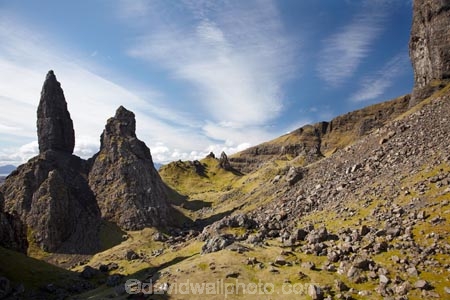 An-t_Eilean-Sgitheanach;Britain;Eilean-Che�;escarpment;escarpments;G.B.;GB;geological;geological-formation;geological-formations;geology;Great-Britain;Highlands;Inner-Hebrides;Island-of-Skye;Isle-of-Skye;mountain;mountains;Old-Man-of-Storr;rock;rock-finger;rock-fingers;rock-formation;rock-formations;rock-outcrop;rock-outcrops;rock-pinnacle;rock-pinnacles;rock-tor;rock-torr;rock-torrs;rock-tors;rocks;Scotland;Scottish-Highands;Skye;stone;The-Old-Man-of-Storr;The-Sanctuary;The-Storr;Trotternish-landslip;Trotternish-Peninsula;Trotternish-ridge;U.K.;UK;United-Kingdom