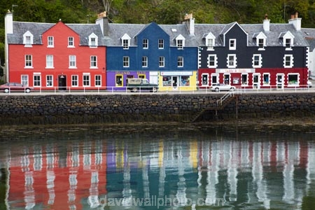 Argyll-and-Bute;Britain;calm;G.B.;GB;Great-Britain;Highlands;Inner-Hebrides;Island-of-Mull;Isle-of-Mull;Main-Street;Mull;Mull-Island;placid;quiet;reflection;reflections;Scotland;Scottish-Highlands;serene;smooth;Sound-of-Mull;still;terrace-house;terrace-houses;terraced-house;terraced-houses;Tobermory;Tobermory-Bay;Tobermory-Harbour;Tobermory-Waterfront;tranquil;U.K.;UK;United-Kingdom;water;waterfront