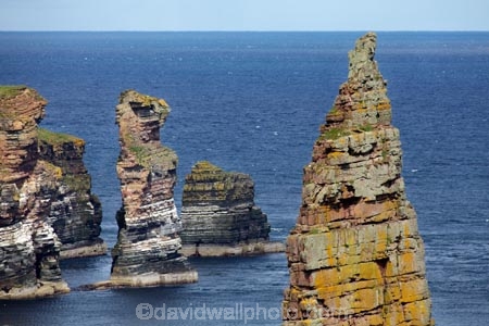 Britain;British-Isles;Caithness;coast;coastal;coastline;coastlines;coasts;column;columns;Duncansby-Head;Duncansby-Sea-Stacks;Duncansby-Stacks;eroded;erosion;foreshore;G.B.;GB;geological;geological-landform;geology;Great-Britain;Highland;Highlands;John-OGroats;North-Sea;ocean;rock;rock-formation;rock-formations;rock-outcrop;rock-outcrops;rock-stack;rock-stacks;rock-tor;rock-torr;rock-torrs;rock-tors;rocks;Scotland;Scottish-Highlands;sea;sea-stack;sea-stacks;shore;shoreline;shorelines;shores;stack;stacks;Stacks-of-Duncansby;stone;the-witches-hats;U.K.;UK;United-Kingdom;water
