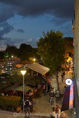 Al-fresco;Al-fresco-restaurant;Al-fresco-restaurants;Alfresco;Alfresco-restaurant;Alfresco-restaurants;Argentina;Argentine-Republic;B.A.;BA;bar;bars;Buenos-Aires;cafe;cafes;coffee-shop;coffee-shops;dark;diner;diners;dining;dusk;entertainment;evening;Latin-America;lighting;night;night-life;night-time;night_life;night_time;nightlife;Recoleta;restaurant;restaurants;South-America;Sth-America;twilight