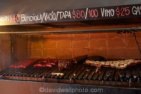 Argentina;Argentine-Republic;B.A.;BA;barbeque;bbq;Buenos-Aires;char-grill;char_grill;charcoal-grill;chargrill;chori;choripan;choripÃ¡n;Freddys-choripan;grill;Latin-America;market;markets;Nuestra-Parrilla;San-Telmo;San-Telmo-barrio;San-Telmo-Market;South-America;Sth-America