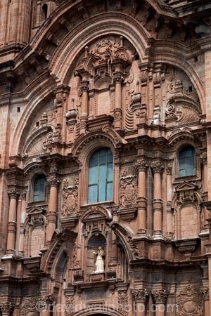 basilica;basilicas;building;buildings;catedral;cathedral;cathedrals;christian;christianity;church;Church-of-the-Society-of-Jesus;churches;colonial-baroque-architecture;colonial-baroque-style;Cusco;Cuzco;facade;facades;faith;heritage;historic;historic-building;historic-buildings;historical;historical-building;historical-buildings;history;Iglesia-de-la-Compania;Iglesia-De-La-Compania-De-Jesus;Iglesia-de-la-CompaÃ±Ã­a;Iglesia-de-la-CompaÃ±Ã­a-de-JesÃºs;Jesuit-church;Jesuit-churches;Latin-America;old;ornamental;ornate;Parade-Square;Peru;place-of-worship;places-of-worship;plaza;Plaza-de-Armas;Plaza-Mayor;Plaza-Mayor-del-Cusco;Plaza-Mayor-del-Cuzco;plazas;religion;religions;religious;Republic-of-Peru;South-America;Square-of-the-Warrior;Sth-America;tradition;traditional;UN-world-heritage-area;UN-world-heritage-site;UNESCO-World-Heritage-area;UNESCO-World-Heritage-Site;united-nations-world-heritage-area;united-nations-world-heritage-site;Weapons-Square;world-heritage;world-heritage-area;world-heritage-areas;World-Heritage-Park;World-Heritage-site;World-Heritage-Sites