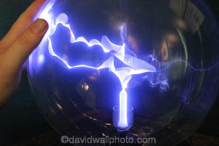 abstract;Activity;Ball;Balls;Brainstorming;Color;Colour;Concept;Concepts;Electricity;Energy;Gas;Globe;Globes;charge;charges;electrical;Idea;Ideas;Light;Object;Objects;Physics;Plasma;Power;Ray;Rays;Science;Sphere;Spheres;Thing;Things;hand;hands;glass;static;finger;fingers