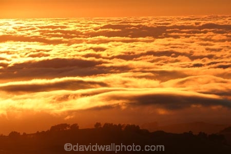 Cloud;Clouds;Color;colors;Colour;colours;Daytime;dawn;sunrise;daylight;twilight;Exterior;Light;Meteorology;Natural-phenomena;Natural-phenomenon;Nature;Nobody;Outdoor;Outdoors;Outside;Purity;Scenic;Scenics;Shadow;Shadows;Skies;Sky;Texture;Textures;View-from-above;Weather;orange;high;high-up;landscape;beautiful;etherial;magical;mystical;wonder;wonderful