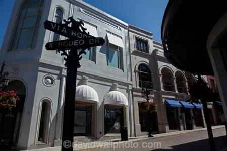 America;Beverly-Hills;boutique;boutiques;building;buildings;CA;California;commerce;commercial;L.A.;LA;lavish;Los-Angeles;luxury;luxury-shop;luxury-shopping-street;luxury-shopping-streets;luxury-shops;luxury-store;luxury-stores;N-Rodeo-Dr;N.-Rodeo-Dr;North-Rodeo-Drive;opulence;retail;retail-store;retailer;retailers;Rodeo-Drive;shop;shopper;shoppers;shopping;shops;States;store;stores;street;street-scene;street-scenes;streets;U.S.A;United-States;United-States-of-America;USA;West-Coast;West-United-States;West-US;West-USA;Western-United-States;Western-US;Western-USA