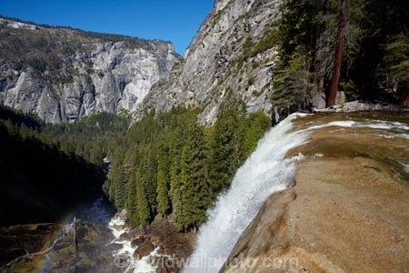 America;American;bluff;bluffs;brook;brooks;CA;California;cascade;cascades;cliff;cliffs;creek;creeks;fall;falls;forest;forested;forests;gorge;gorges;hiking-path;hiking-paths;hiking-trail;hiking-trails;John-Muir-Trail;Merced-River;mountain;mountainous;mountains;national-park;national-parks;natural;nature;path;paths;pathway;pathways;river;rivers;route;routes;scene;scenic;Sierra-Nevada;Sierra-Nevada-foothills;States;stream;streams;The-Mist-Trail;track;tracks;trail;trails;tramping-trail;tramping-trails;tree;trees;U.S.A;UN-world-heritage-area;UN-world-heritage-site;UNESCO-World-Heritage-area;UNESCO-World-Heritage-Site;united-nations-world-heritage-area;united-nations-world-heritage-site;United-States;United-States-of-America;USA;valley;valleys;Vernal-Fall;Vernal-Falls;Vernal-Waterfall;Vernal-Waterfalls;walking-path;walking-paths;walking-trail;walking-trails;walkway;walkways;water;water-fall;water-falls;waterfall;waterfalls;West-Coast;West-United-States;West-US;West-USA;Western-United-States;Western-US;Western-USA;wet;world-heritage;world-heritage-area;world-heritage-areas;World-Heritage-Park;World-Heritage-site;World-Heritage-Sites;Yosemite;Yosemite-N.P.;Yosemite-Nat-Pk;Yosemite-National-Park;Yosemite-NP