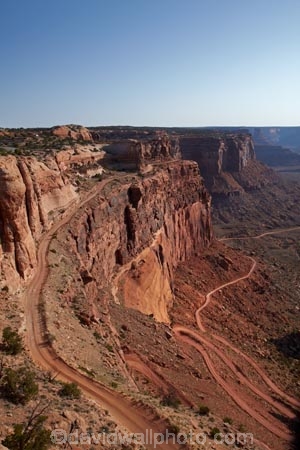 America;American-national-parks;American-Southwest;bluff;bluffs;Canyonlands-N.P.;Canyonlands-National-Park;Canyonlands-NP;cliff;cliffs;Colorado-Plateau;dangerous-road;dangerous-roads;escarpment;escarpments;gravel-road;gravel-roads;hairpin-bend;hairpin-bends;hairpin-corner;hairpin-corners;Island-in-the-Sky-district;Island-in-the-Sky-region;Islands-in-the-Sky-district;metal-road;metal-roads;metalled-road;metalled-roads;national-park;national-parls;road;roads;Shafer-Trail;South-west-United-States;South-west-US;South-west-USA;South-western-United-States;South-western-US;South-western-USA;Southwest-United-States;Southwest-US;Southwest-USA;Southwestern-United-States;Southwestern-US;Southwestern-USA;States;steep;switchback;switchback-road;switchback-roads;switchbacks;The-Shafer-Trail;the-Southwest;U.S.A;United-States;United-States-of-America;unpaved-road;unpaved-roads;US-national-parks;USA;UT;Utah;zig-zag;zig-zag-road;zig-zag-roads;zig-zags;zig_zag;zig_zag-road;zig_zag-roads;zig_zags;zigzag;zigzag-road;zigzag-roads;zigzags